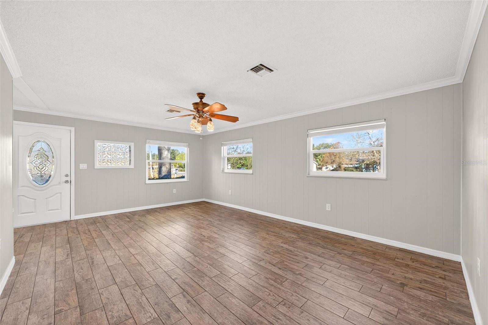 FRUITLAND PARK EMERALD SUB - Residential