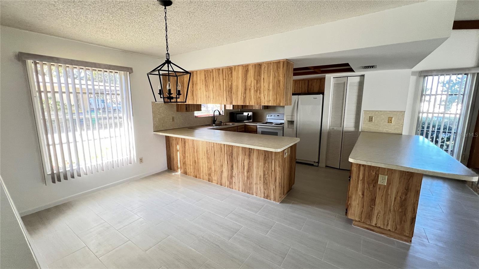 ANGLERS ACRES - Residential Lease