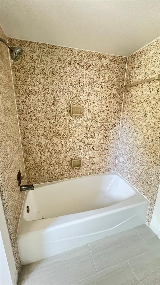 ANGLERS ACRES - Residential Lease