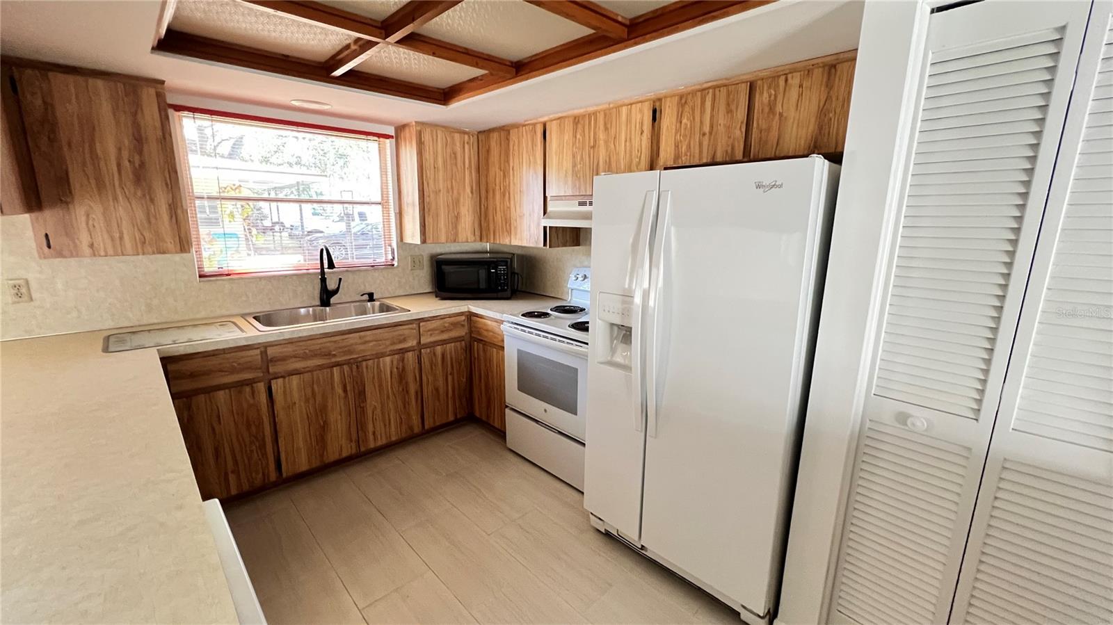 ANGLERS ACRES - Residential Lease