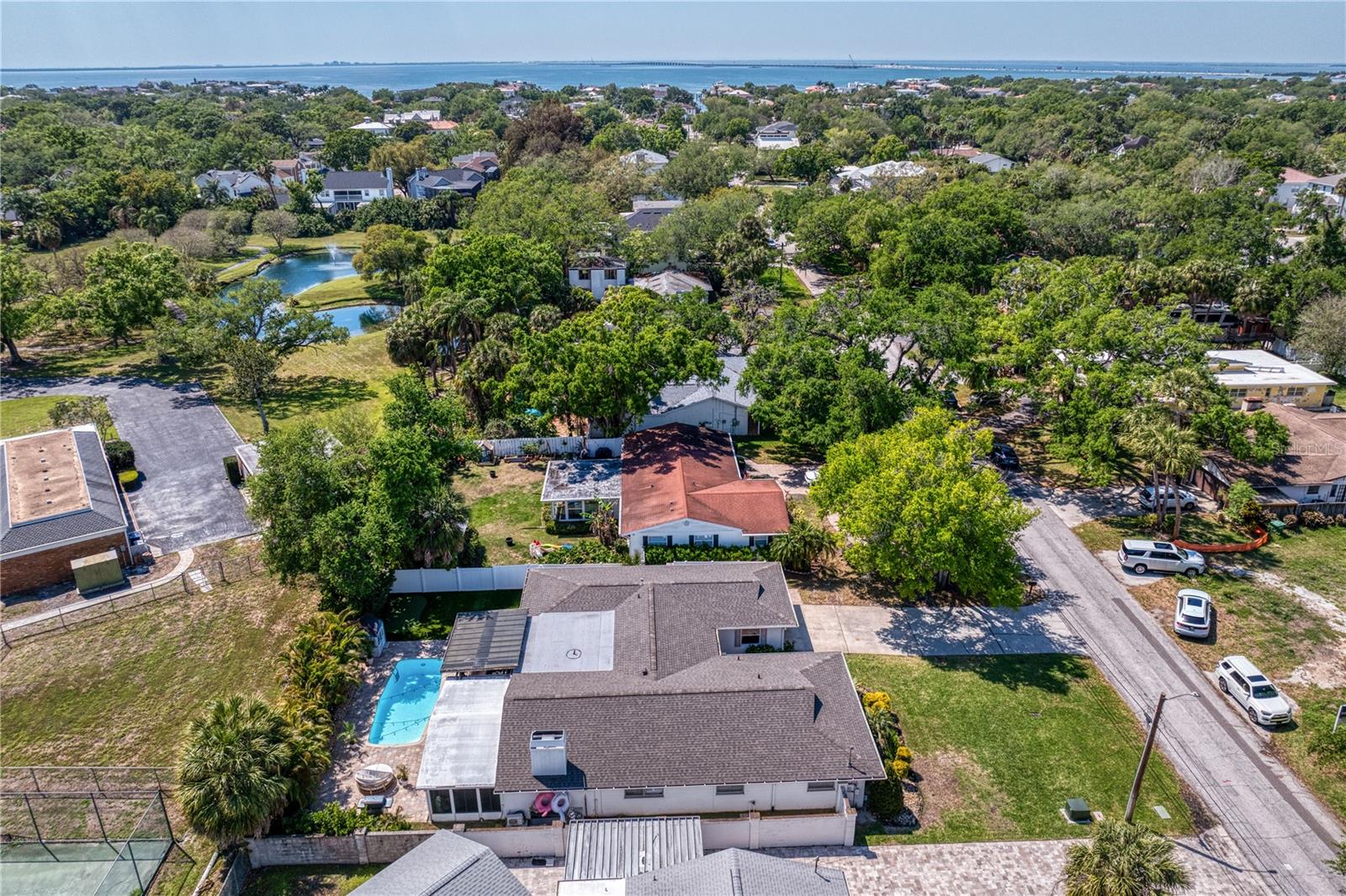 SUNSET PARK - Residential