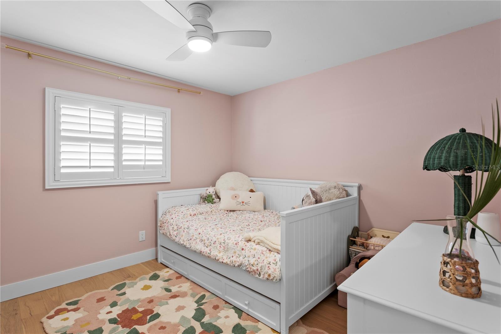 SUNSET PARK - Residential