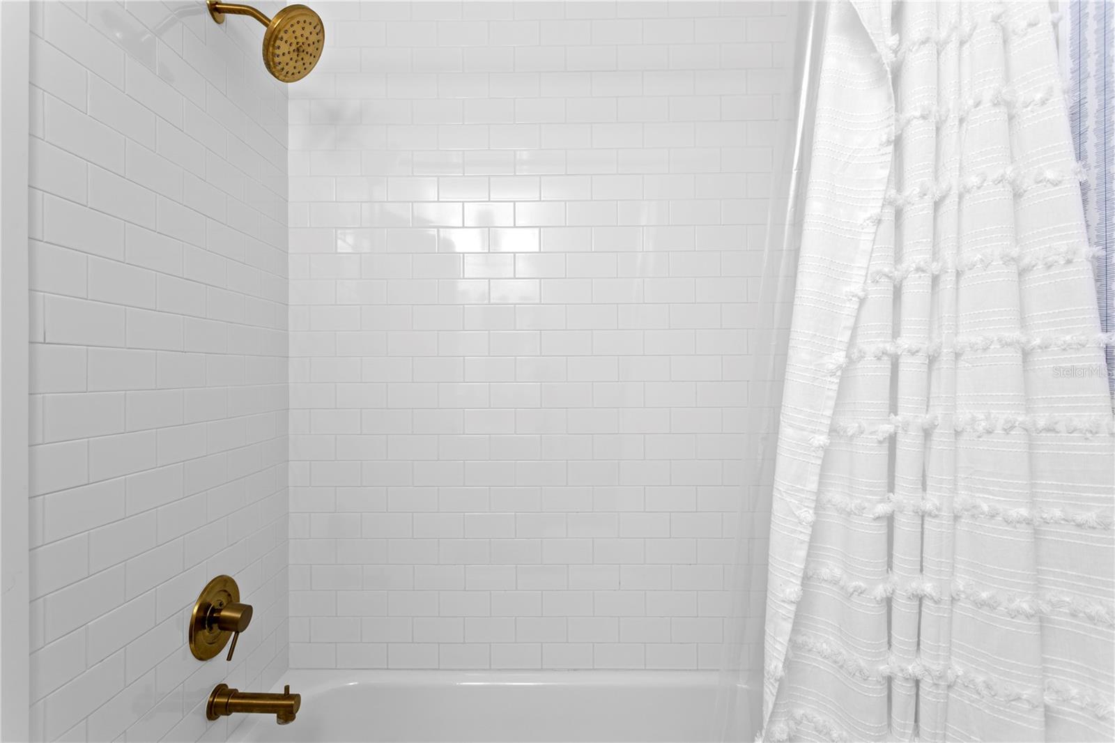 SUNSET PARK - Residential