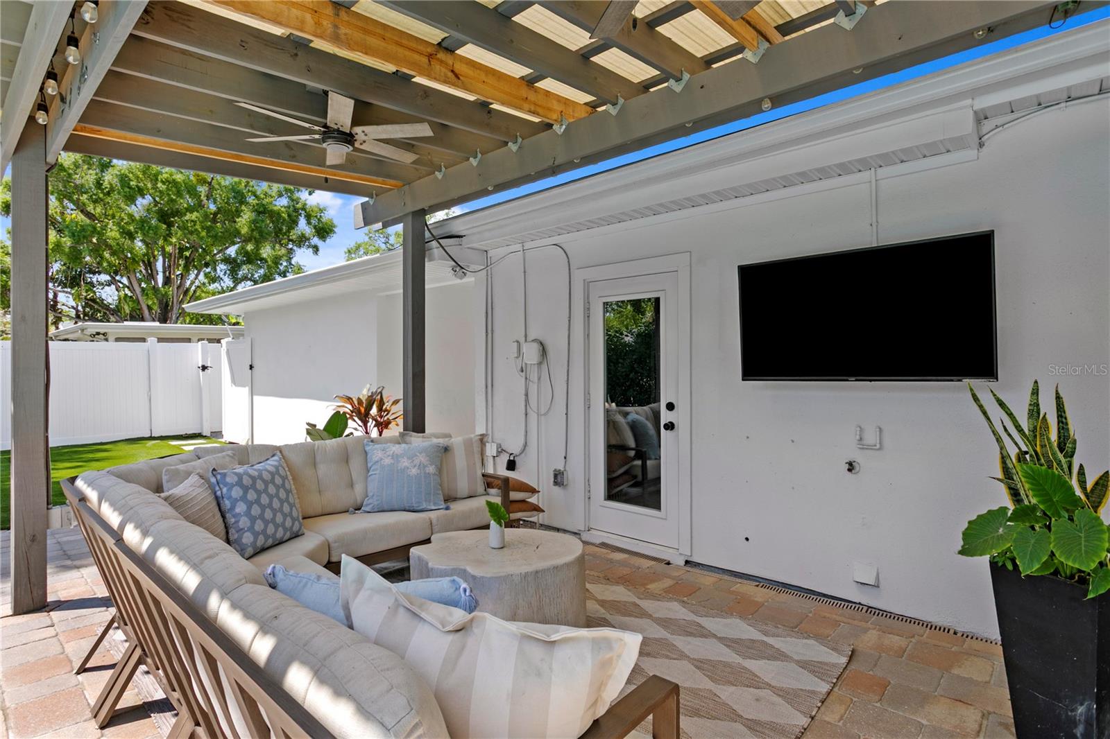 SUNSET PARK - Residential