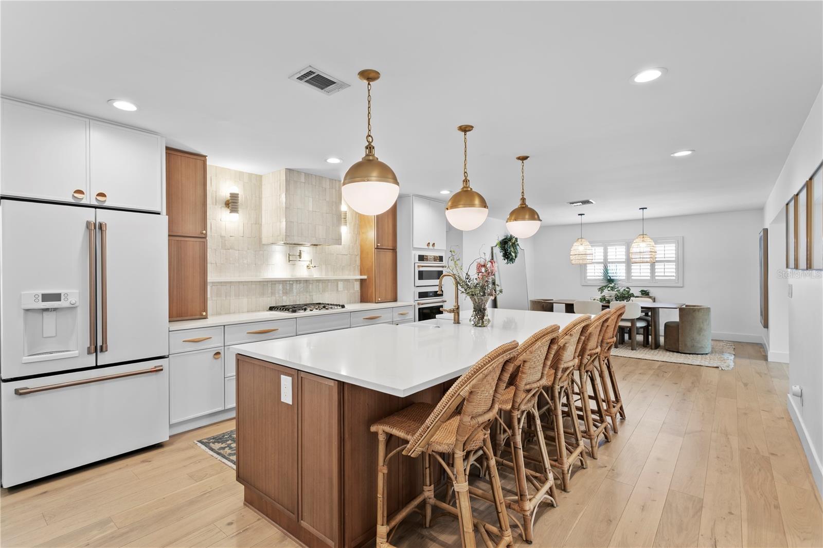 SUNSET PARK - Residential