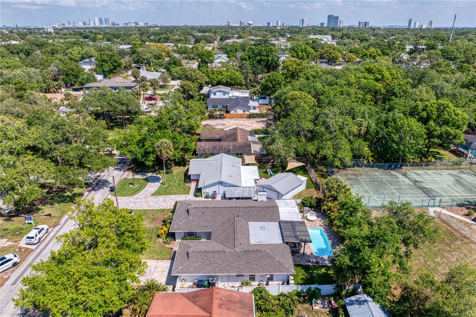 SUNSET PARK - Residential