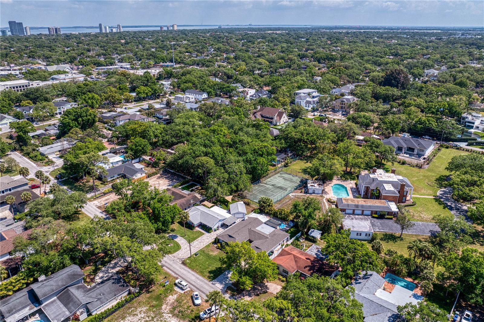 SUNSET PARK - Residential