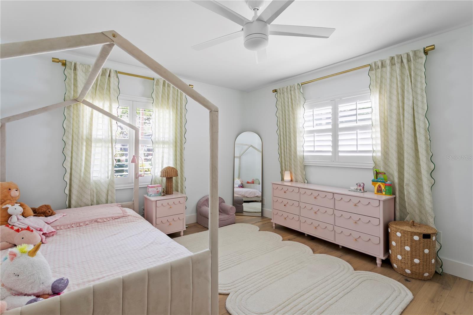 SUNSET PARK - Residential