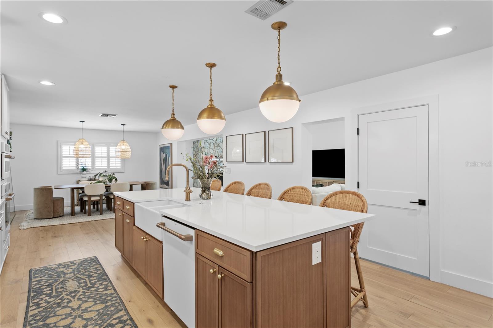 SUNSET PARK - Residential