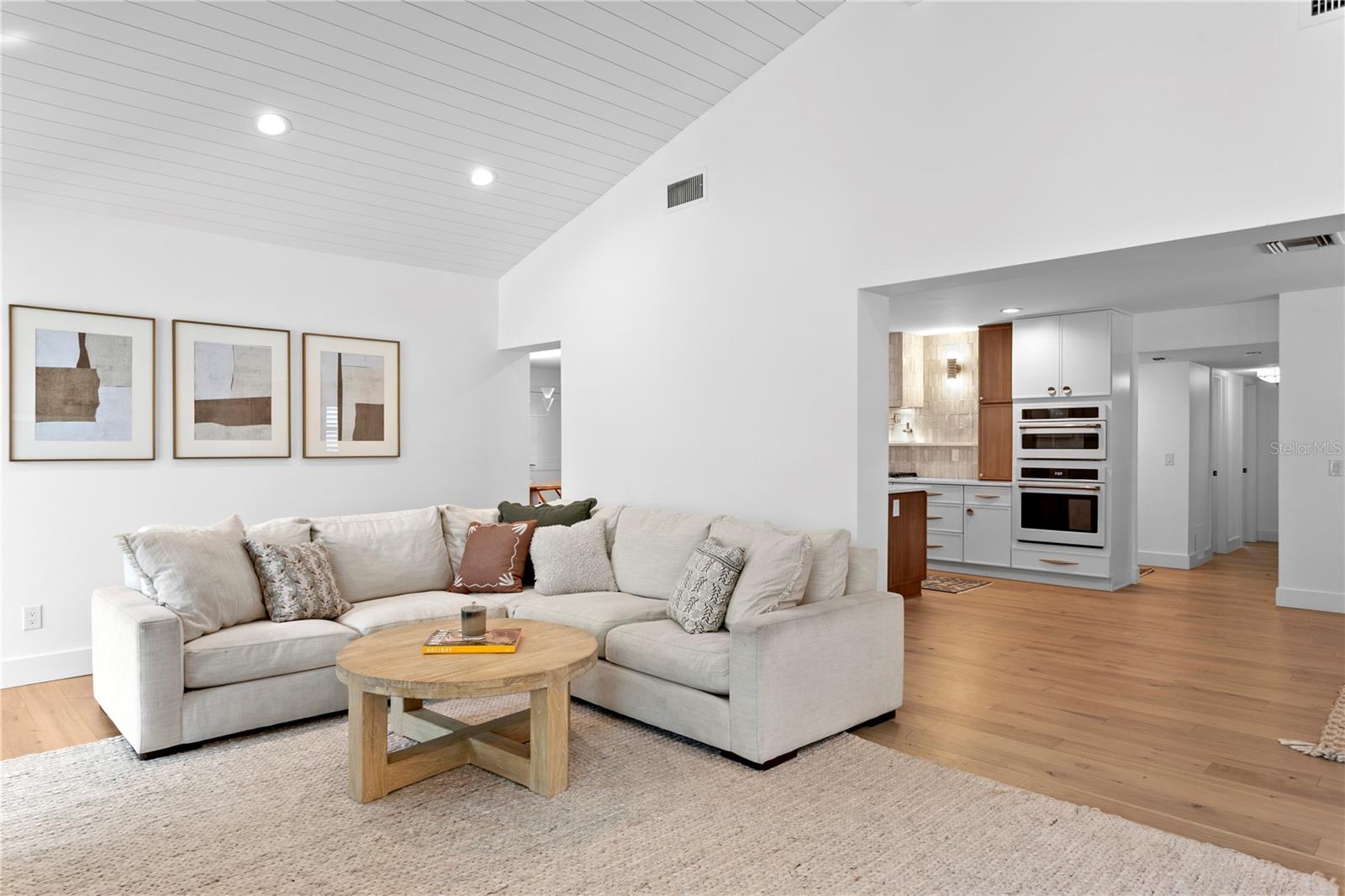 SUNSET PARK - Residential