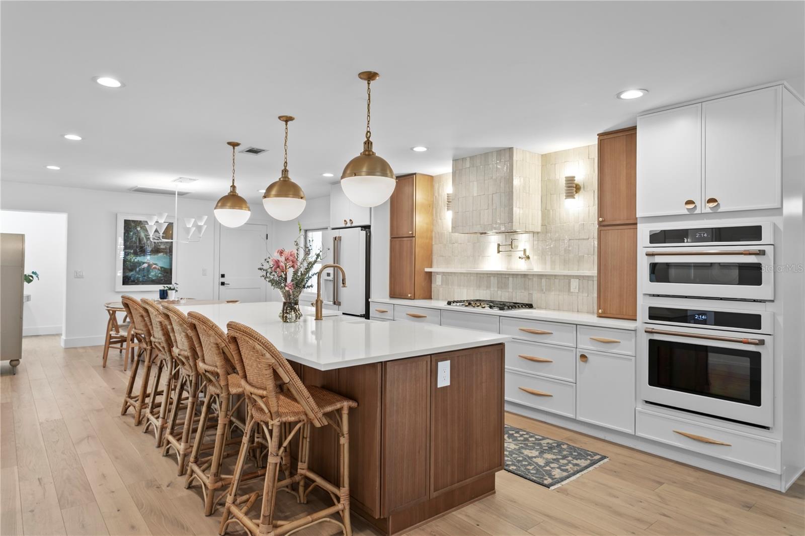 SUNSET PARK - Residential