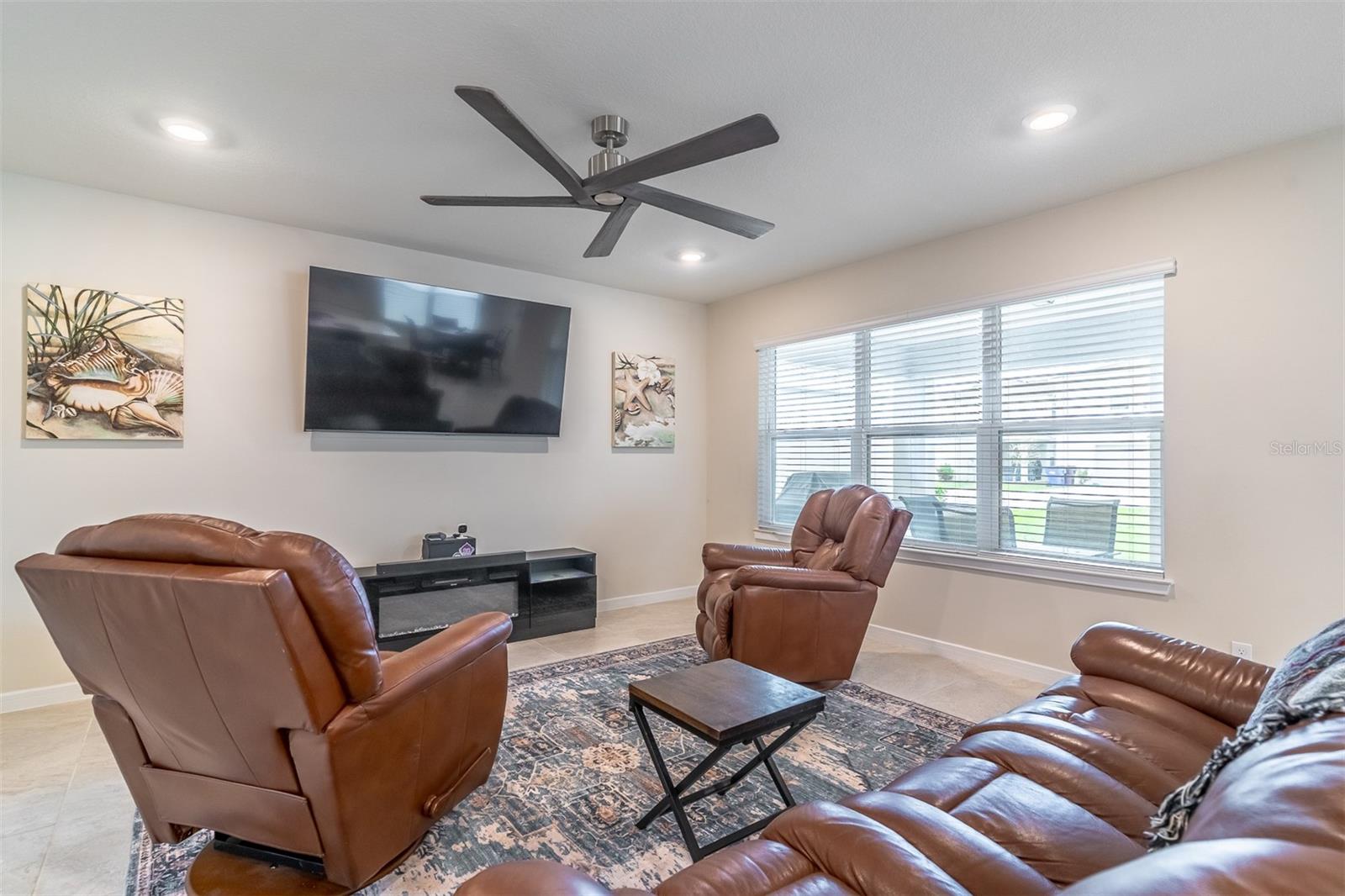 AMELIA GROVES PH 1 - Residential