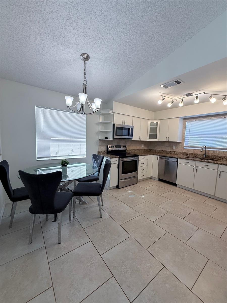 MAGNOLIA PLACE SUB - Residential Lease