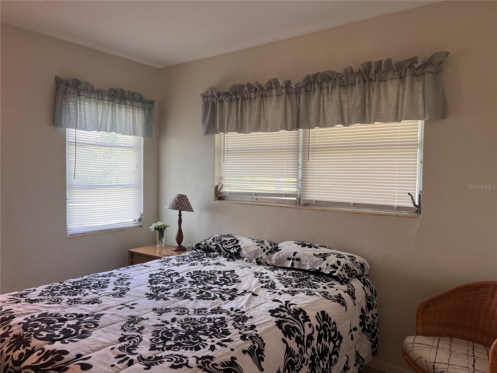 ENGLEWOOD GARDENS - Residential Lease