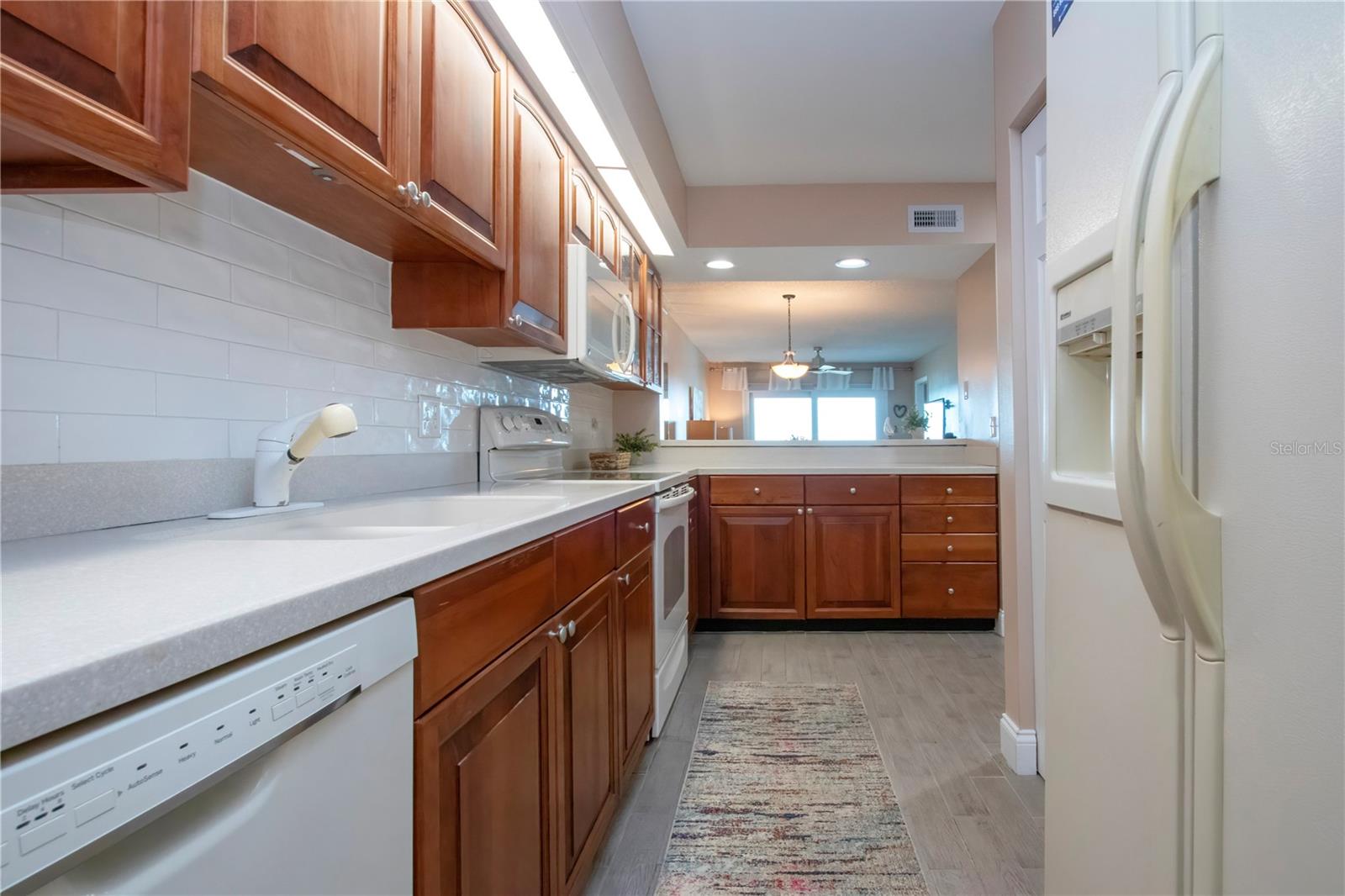 BAHIA DEL SOL A CONDOMINIUM - Residential