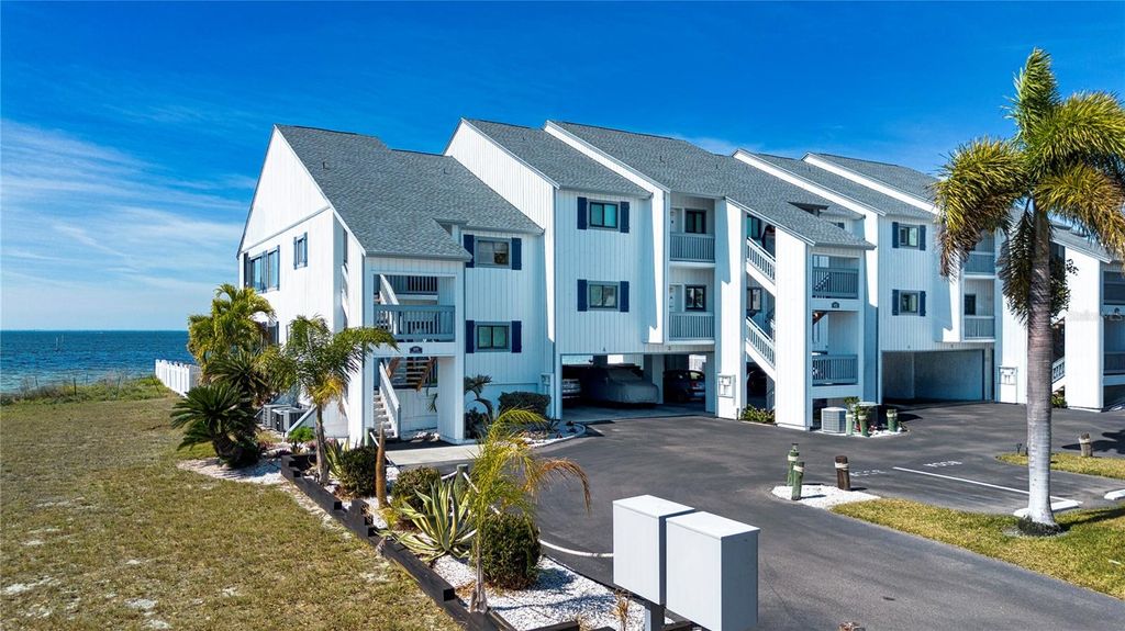 Photo of 802 Bahia Del Sol Drive #6, Ruskin, FL 33570 (MLS # A4683735)