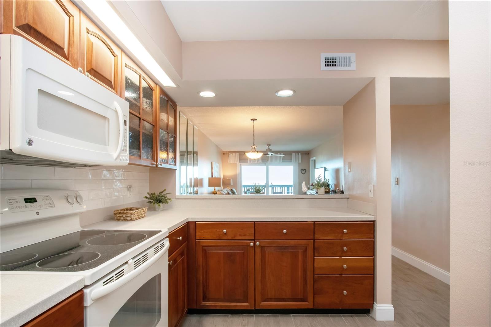 BAHIA DEL SOL A CONDOMINIUM - Residential