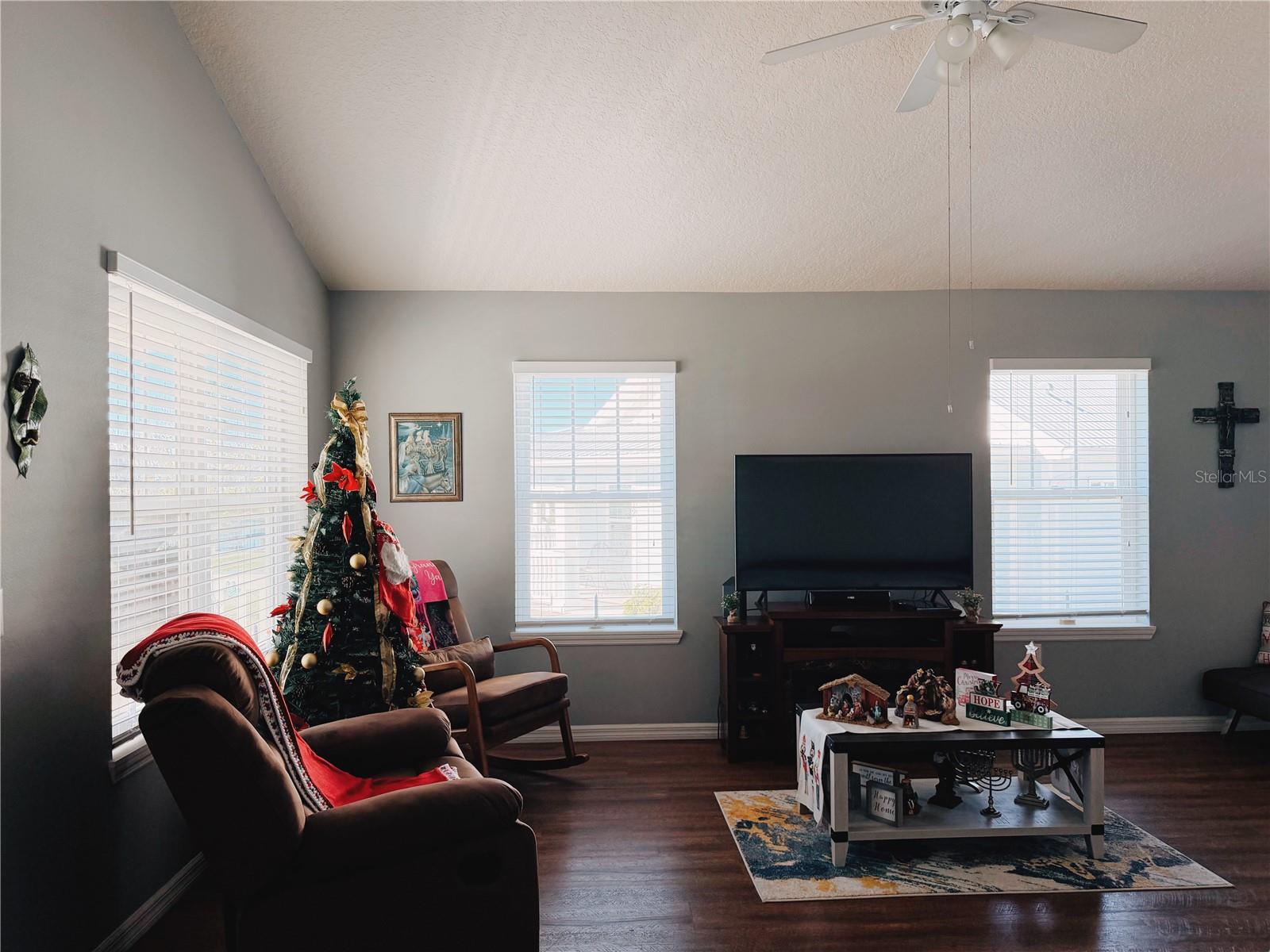 UMATILLA COTTAGES AT WATERS EDGE - Residential