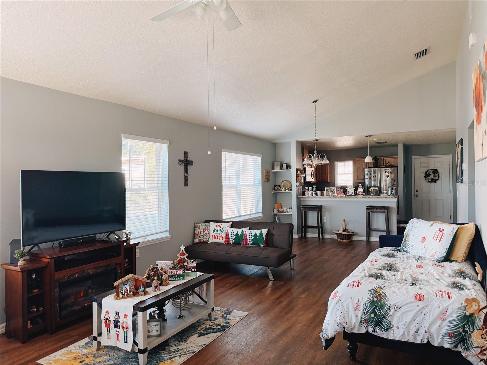 UMATILLA COTTAGES AT WATERS EDGE - Residential