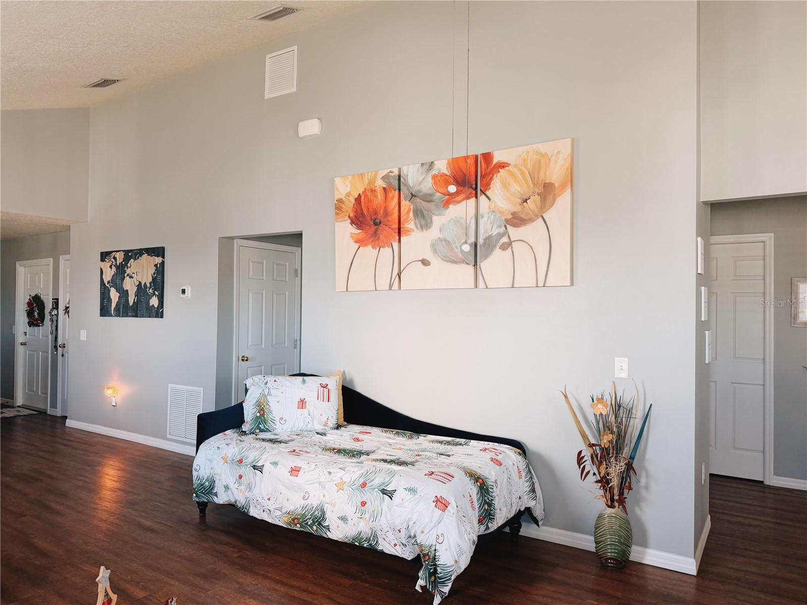 UMATILLA COTTAGES AT WATERS EDGE - Residential