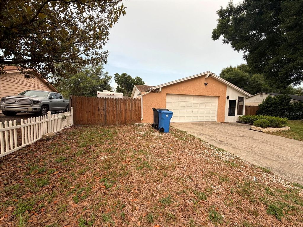 Photo of 2206 Pavilion Place, Brandon, FL 33511 (MLS # TB8529318)