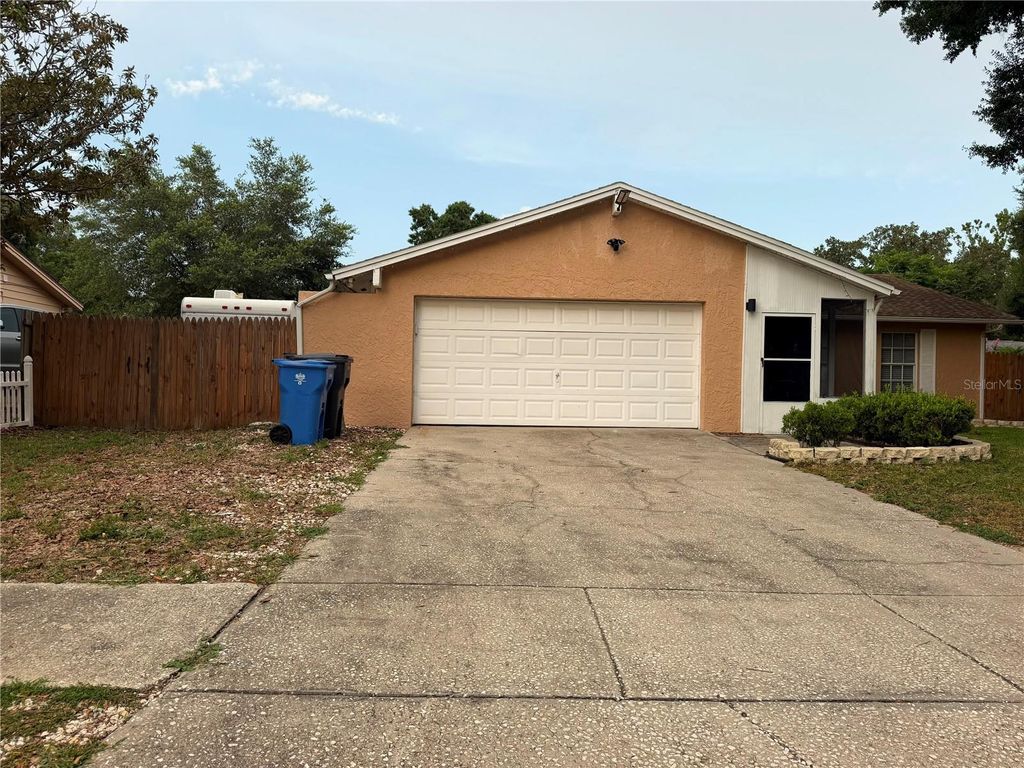 Photo of 2206 Pavilion Place, Brandon, FL 33511 (MLS # TB8529318)