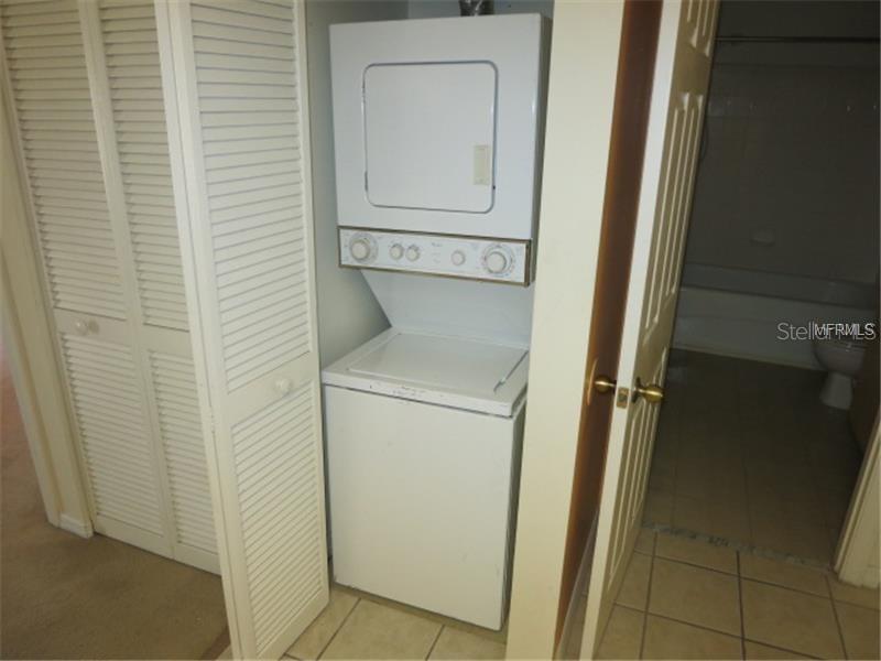 PALMS VILLA RESIDENCES - Residential Lease