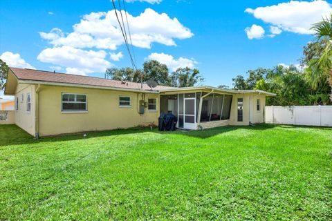 A home in SEMINOLE