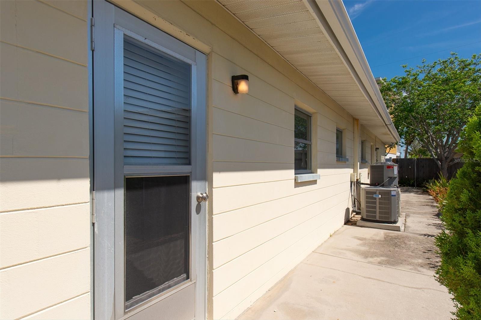 ISLE OF PALMS - Residential Lease