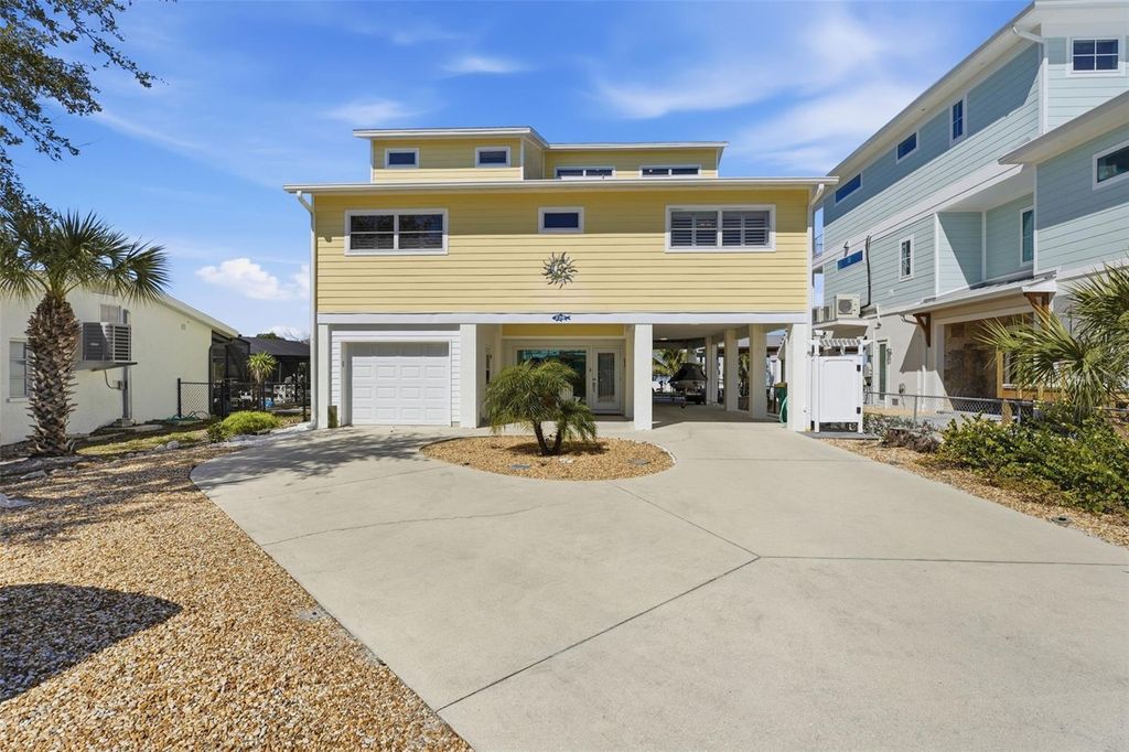 Photo of 220 Mockingbird Lane, Englewood, FL 34223 (MLS # D6146992)