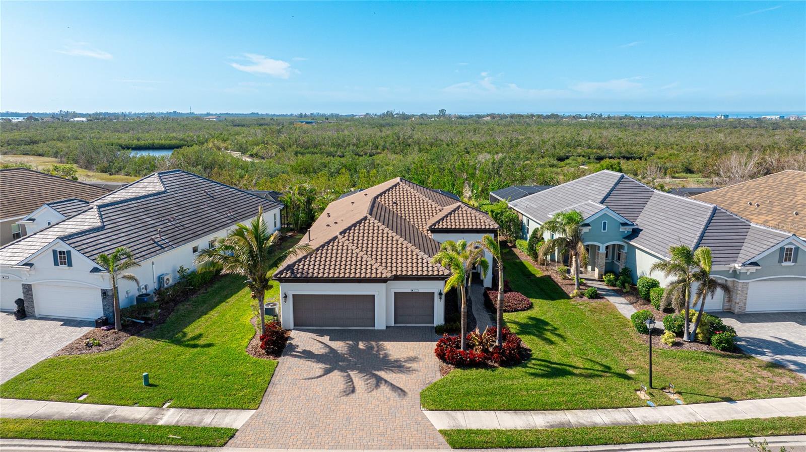 ESTUARY - Residential