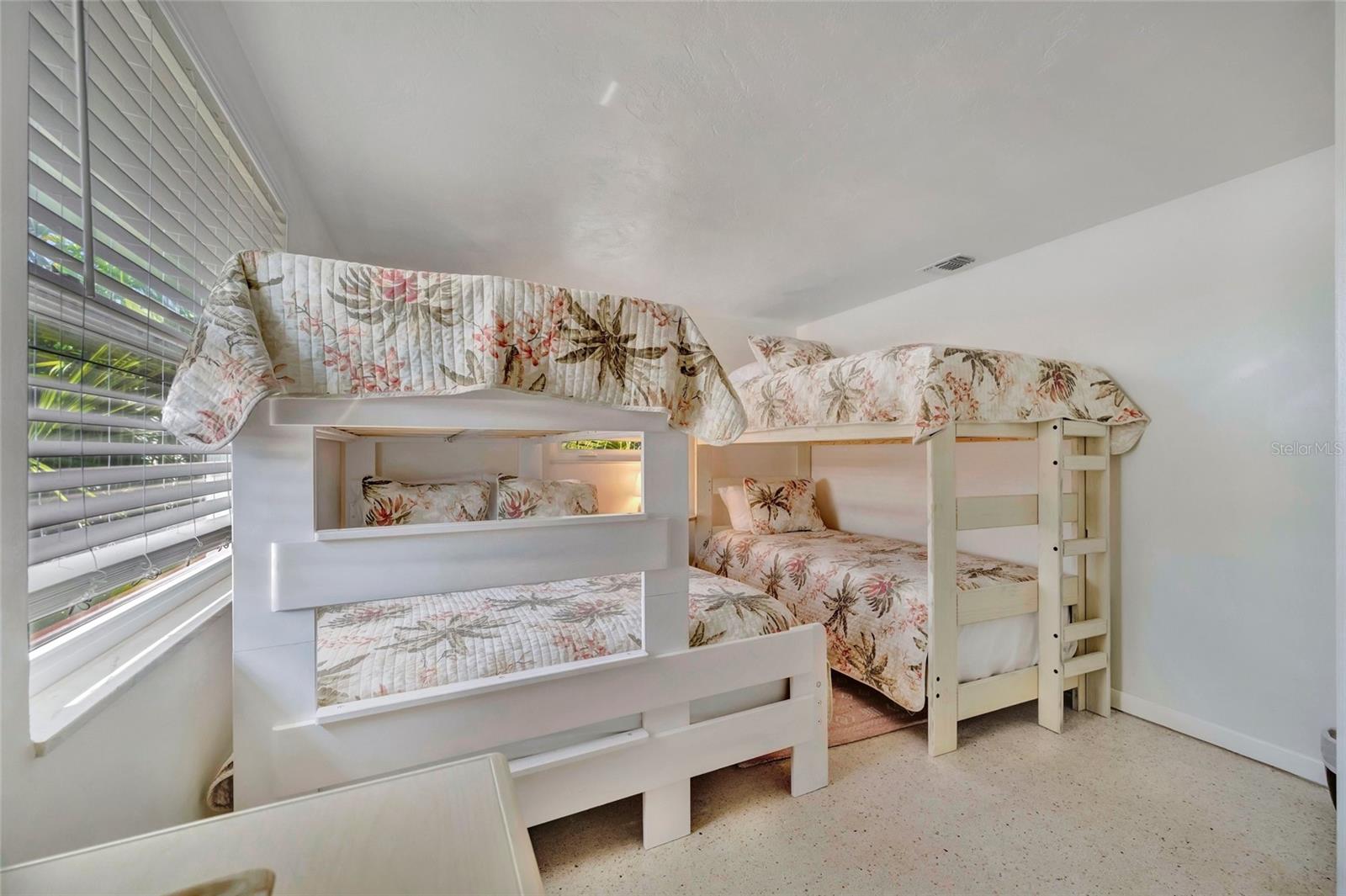 GULF GATE - Residential