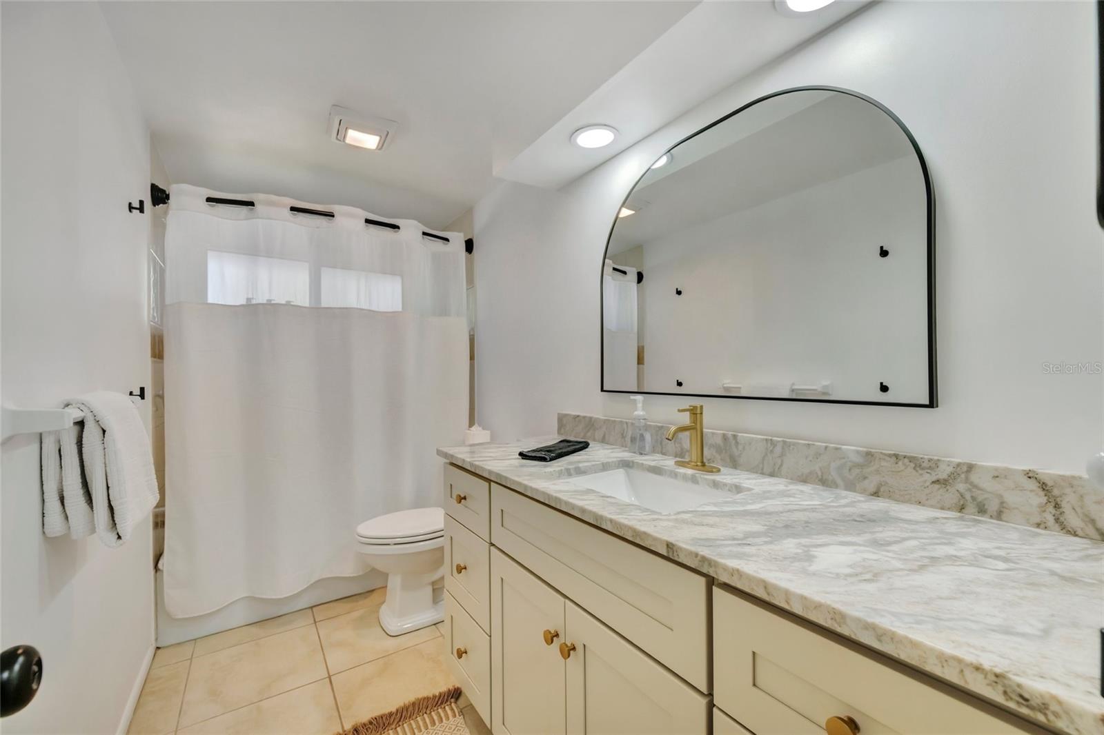 GULF GATE - Residential