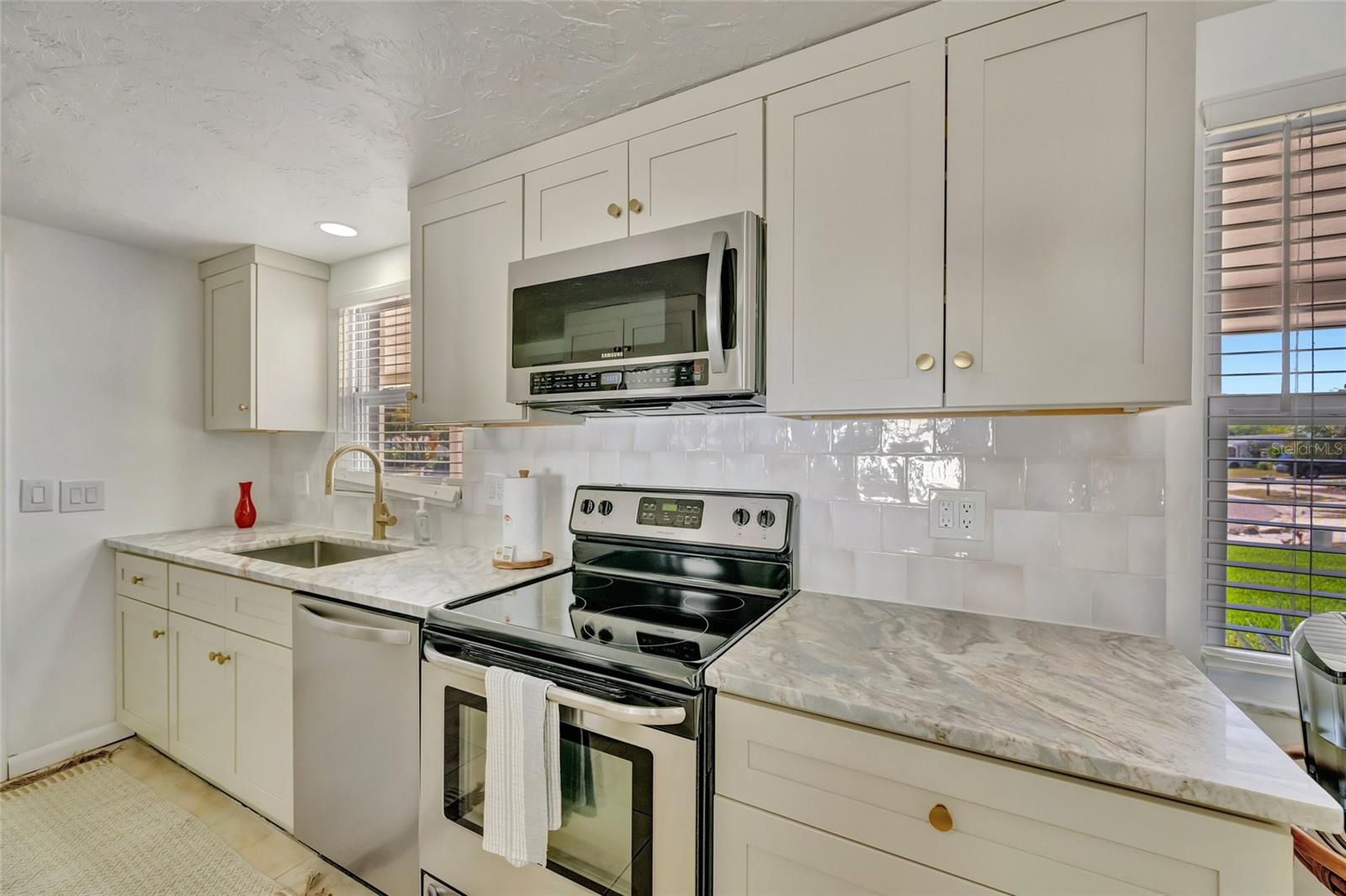 GULF GATE - Residential