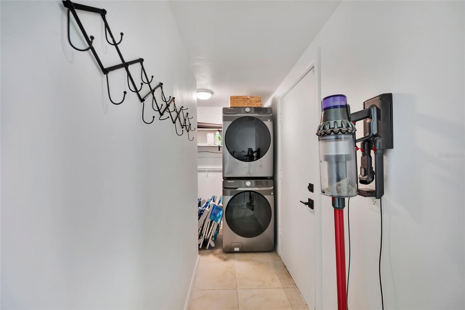 GULF GATE - Residential