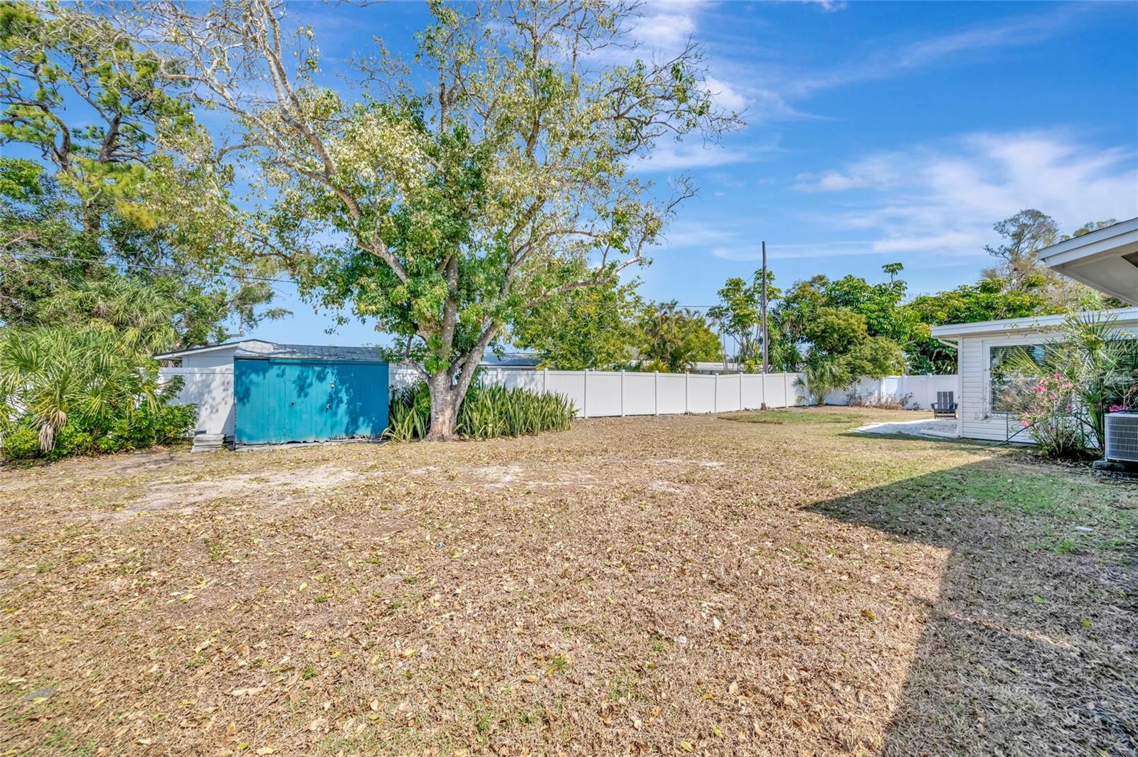 GULF GATE - Residential