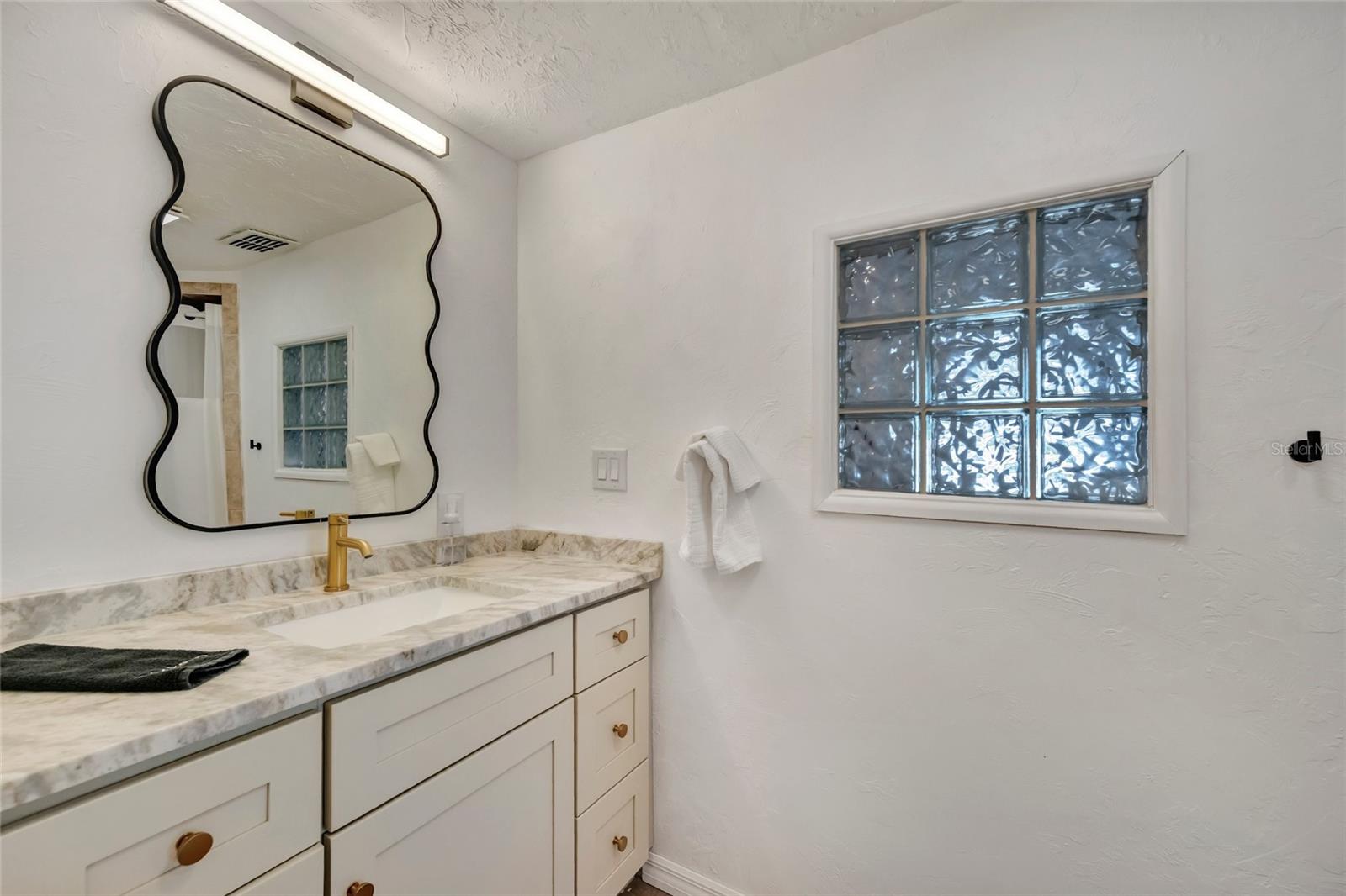 GULF GATE - Residential