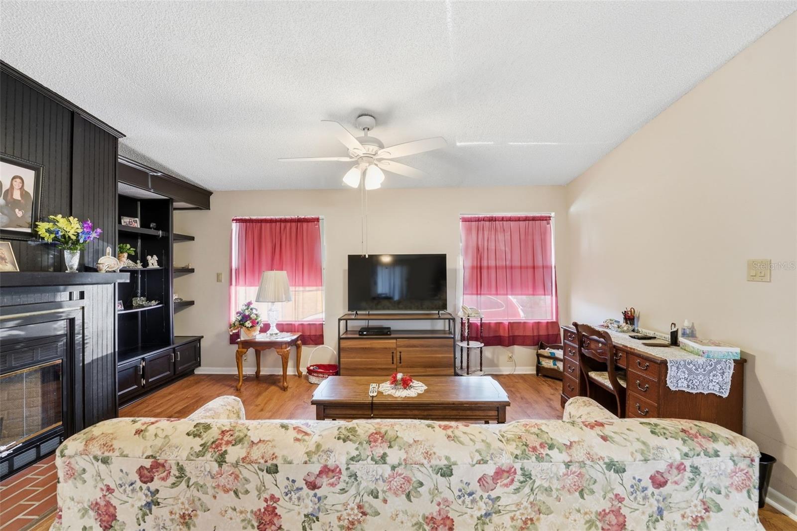 LEMON BAY ISLES PH 03 - Residential