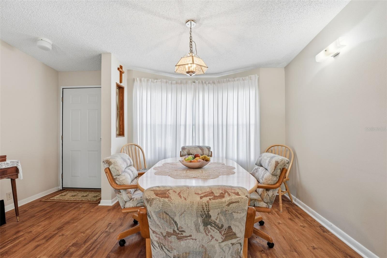 LEMON BAY ISLES PH 03 - Residential