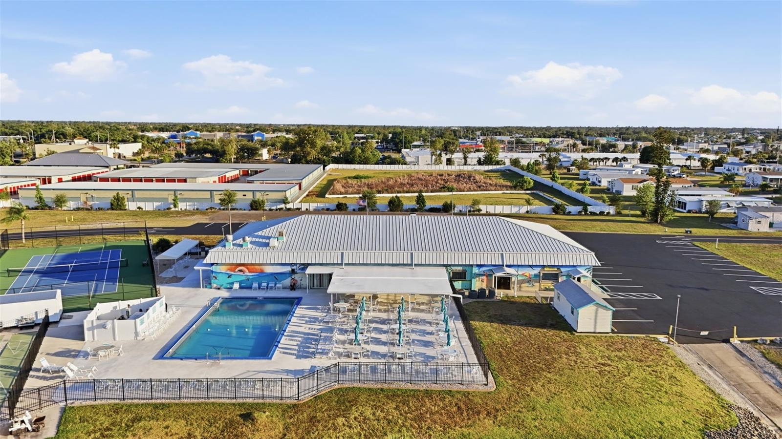 LEMON BAY ISLES PH 03 - Residential