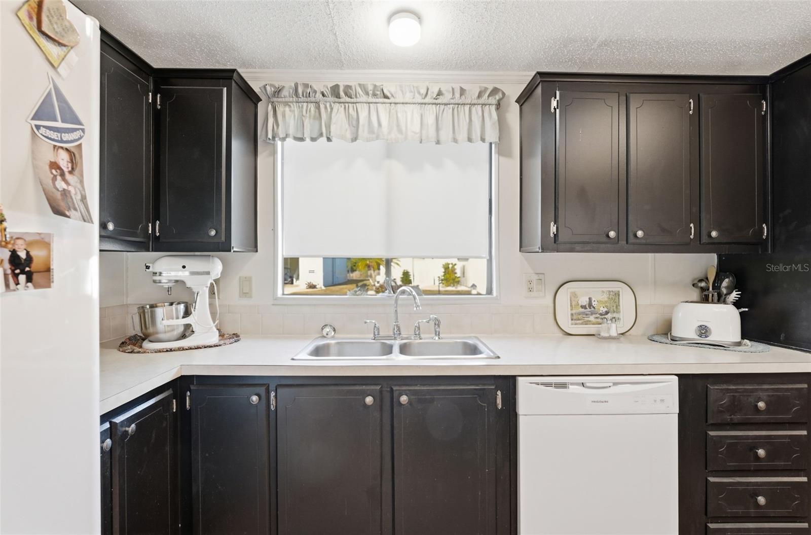 LEMON BAY ISLES PH 03 - Residential