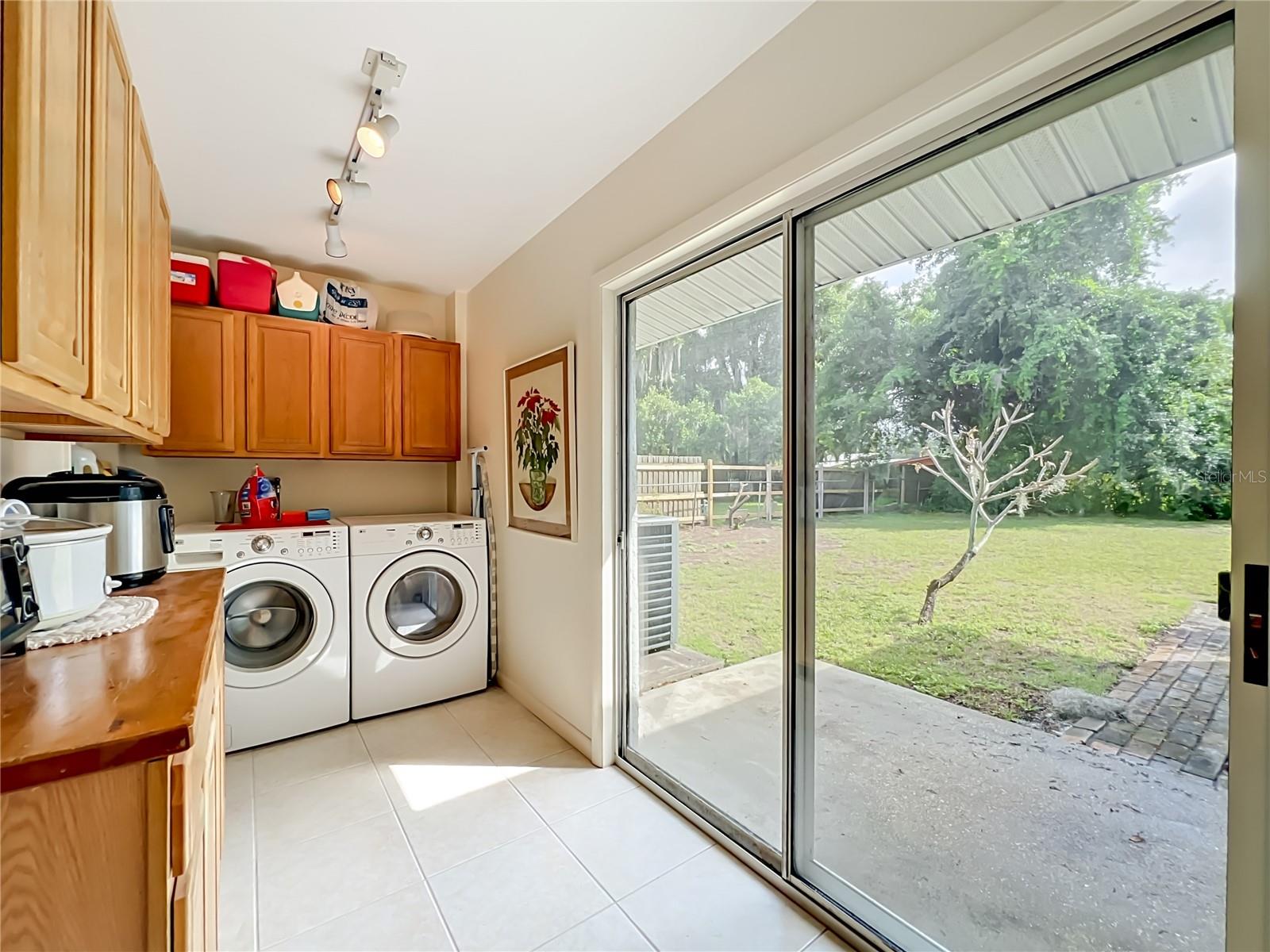 KILLARNEY POINT - Residential