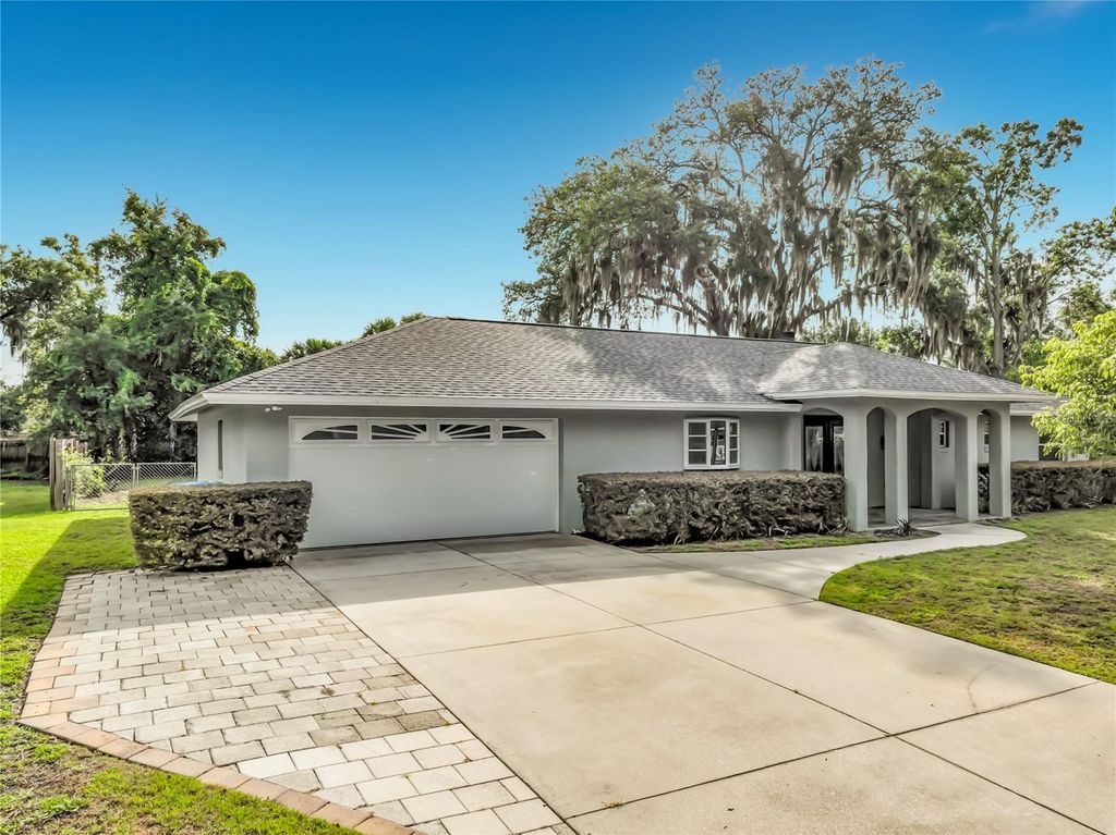 Photo of 2157 Lake Drive, Winter Park, FL 32789 (MLS # O6412258)