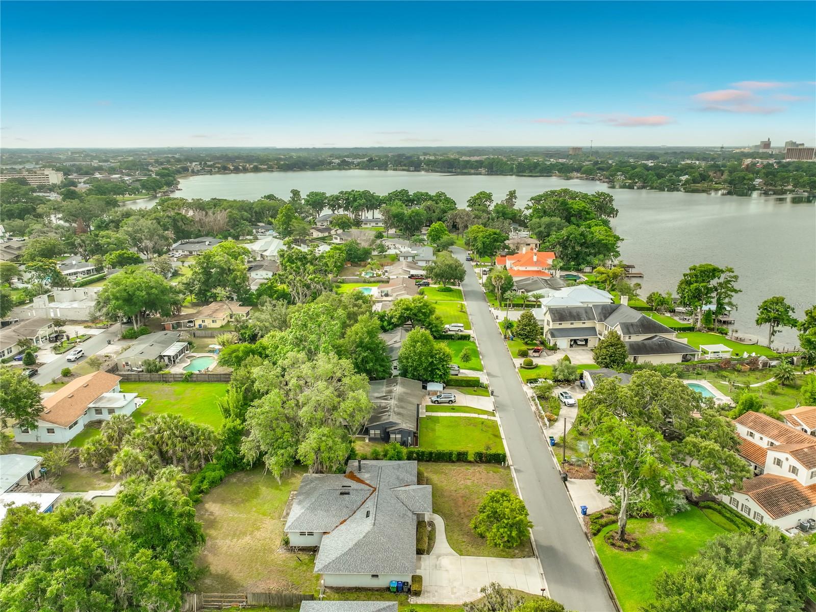 2157 LAKE DRIVE