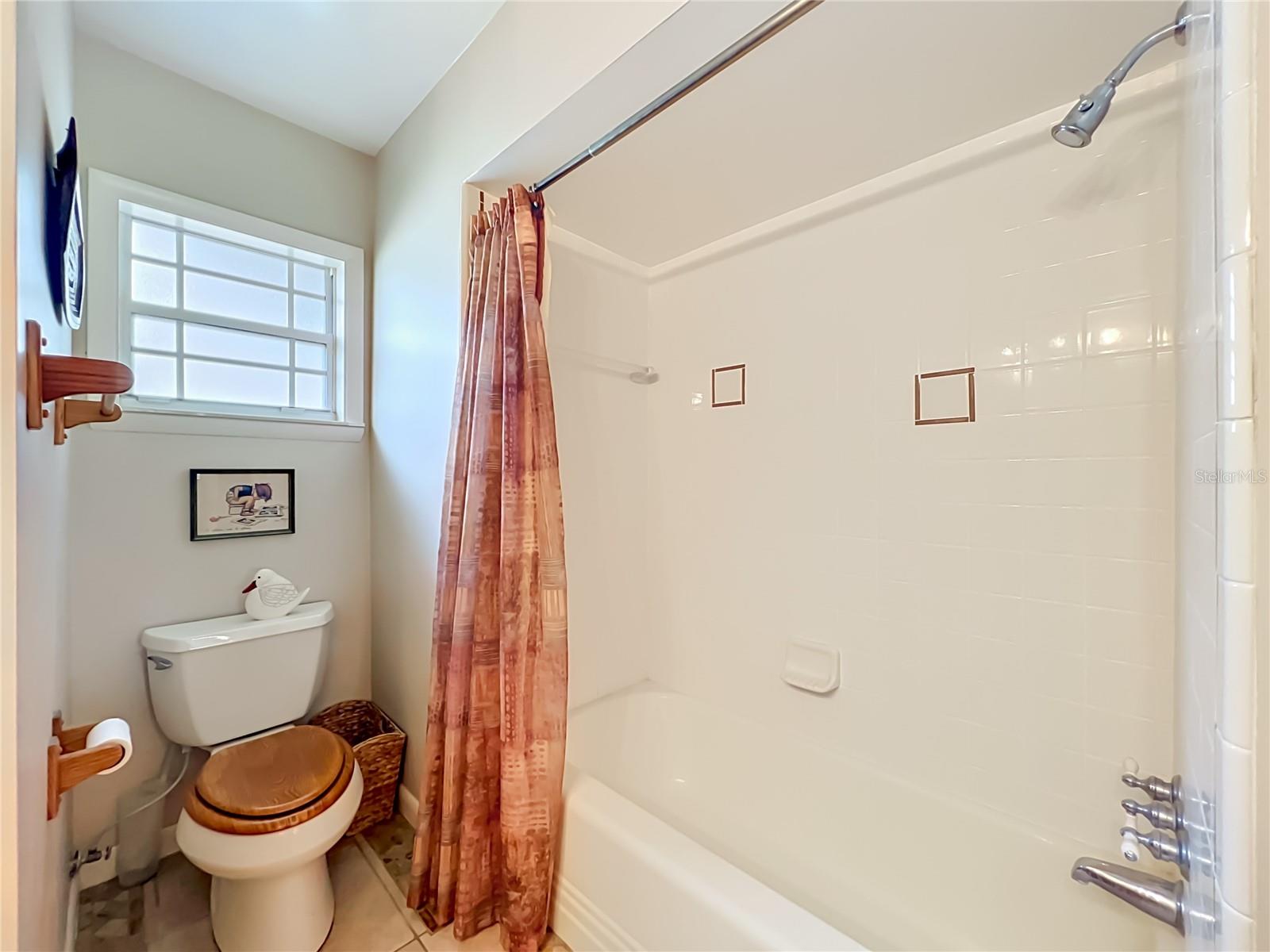 KILLARNEY POINT - Residential