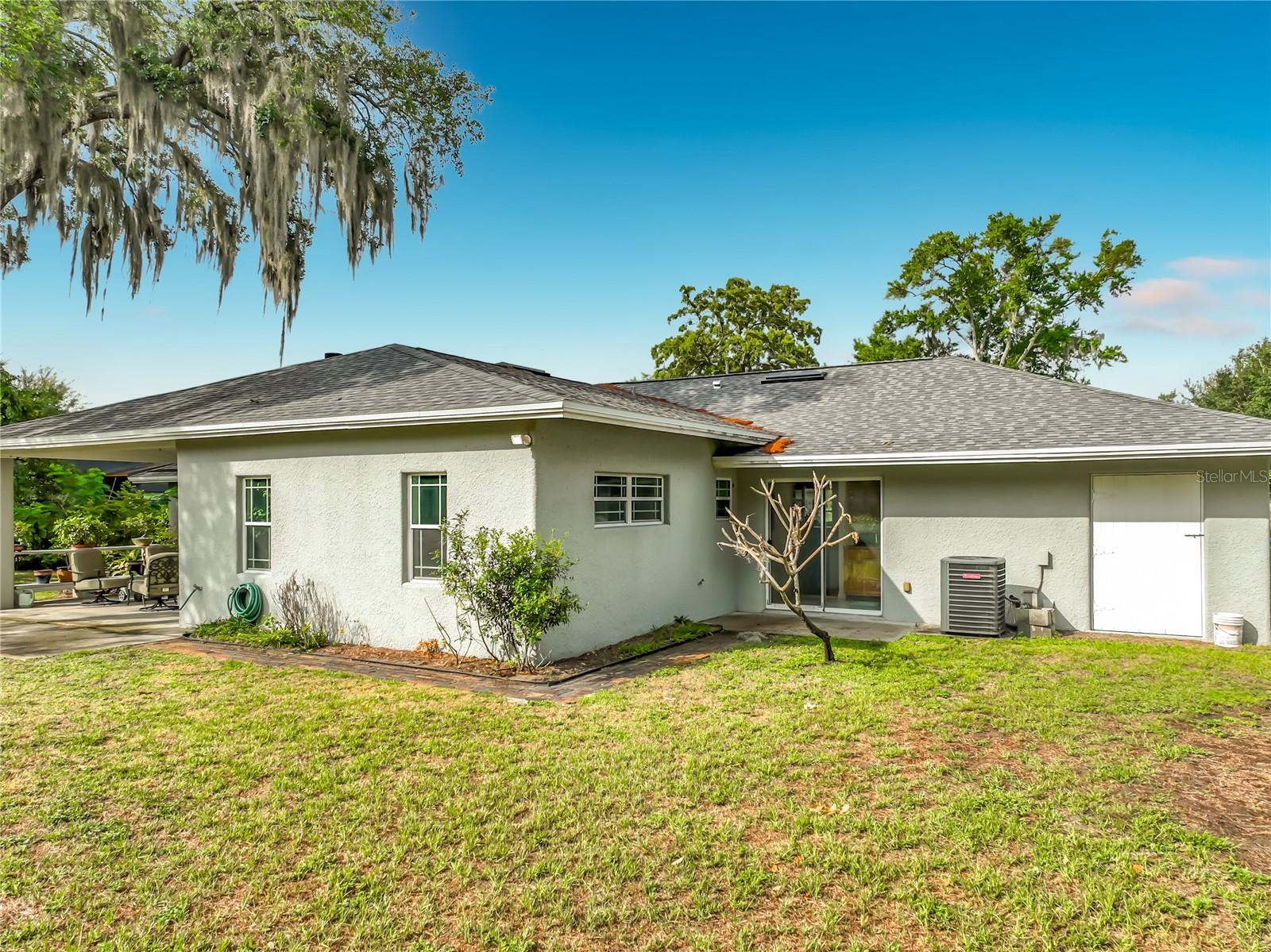 KILLARNEY POINT - Residential