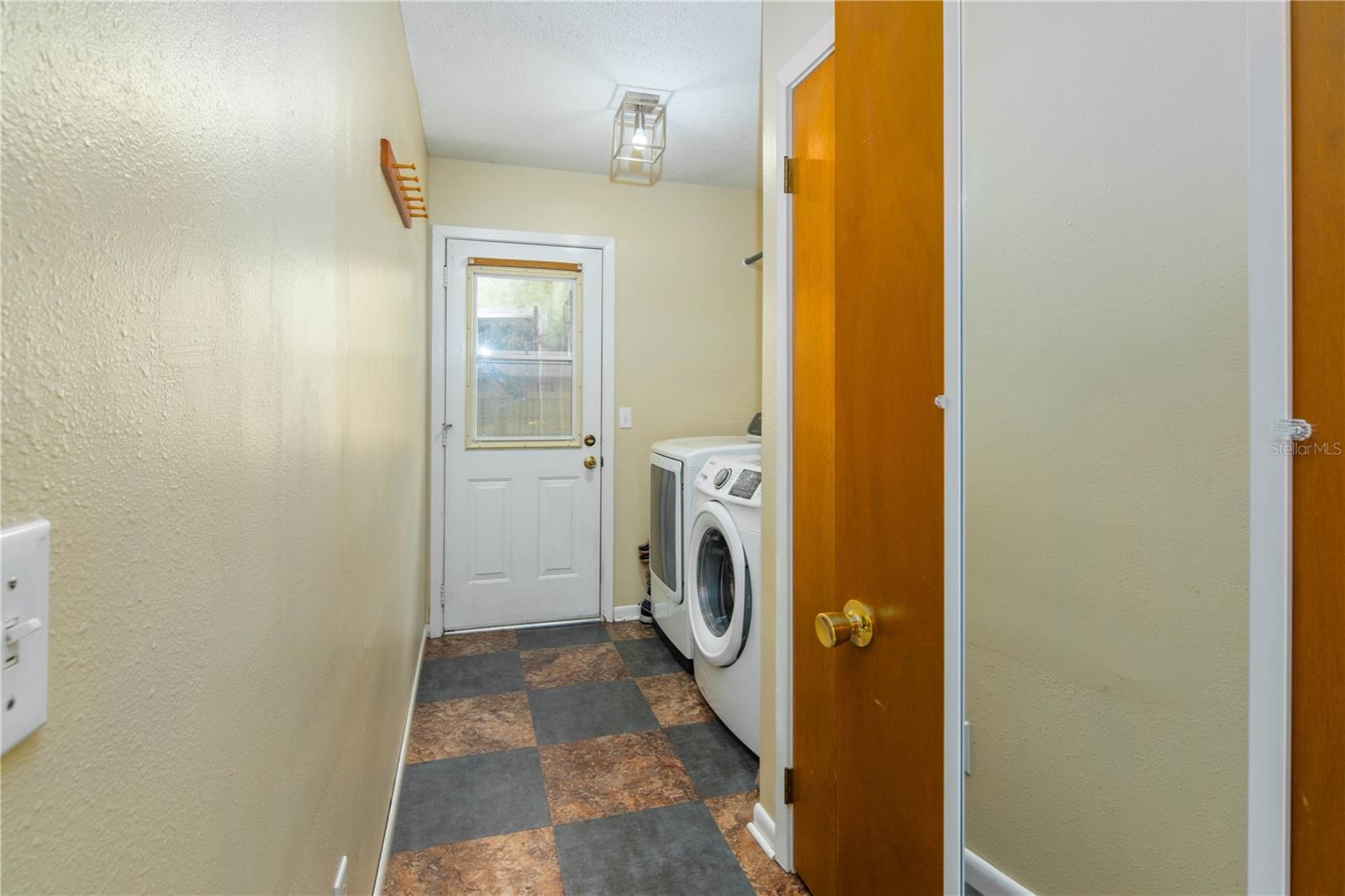 PICCADILLY PARK SOUTH SUB - Residential