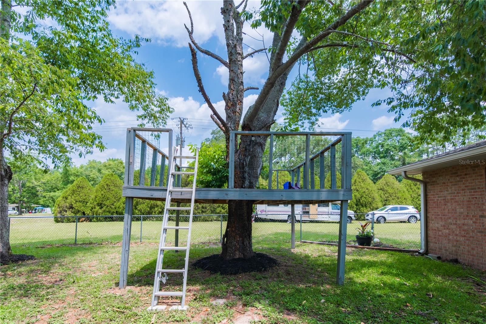 PICCADILLY PARK SOUTH SUB - Residential