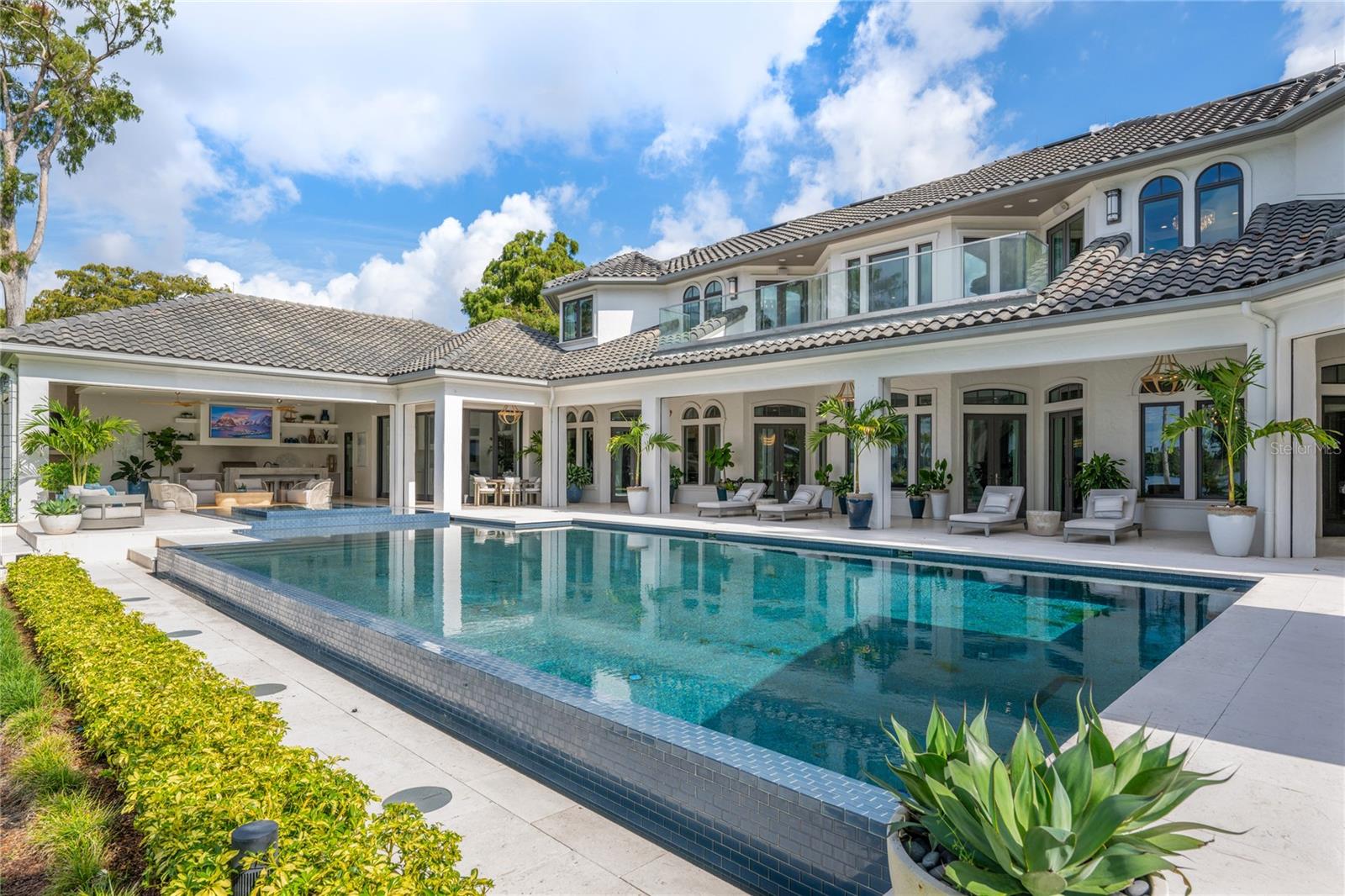 MAITLAND SHORES - Residential