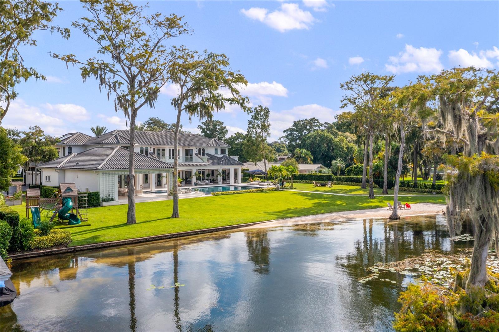 MAITLAND SHORES - Residential